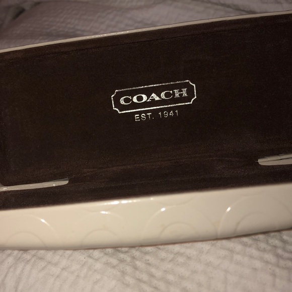 Sunglasses case - Picture 2 of 3